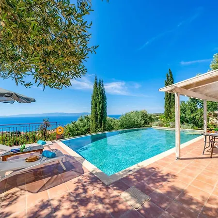 Morea By * Ratzaklíon